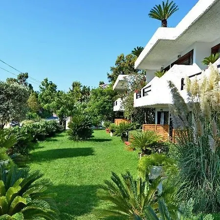 Chara 3* Megali Ammos (Skiathos)